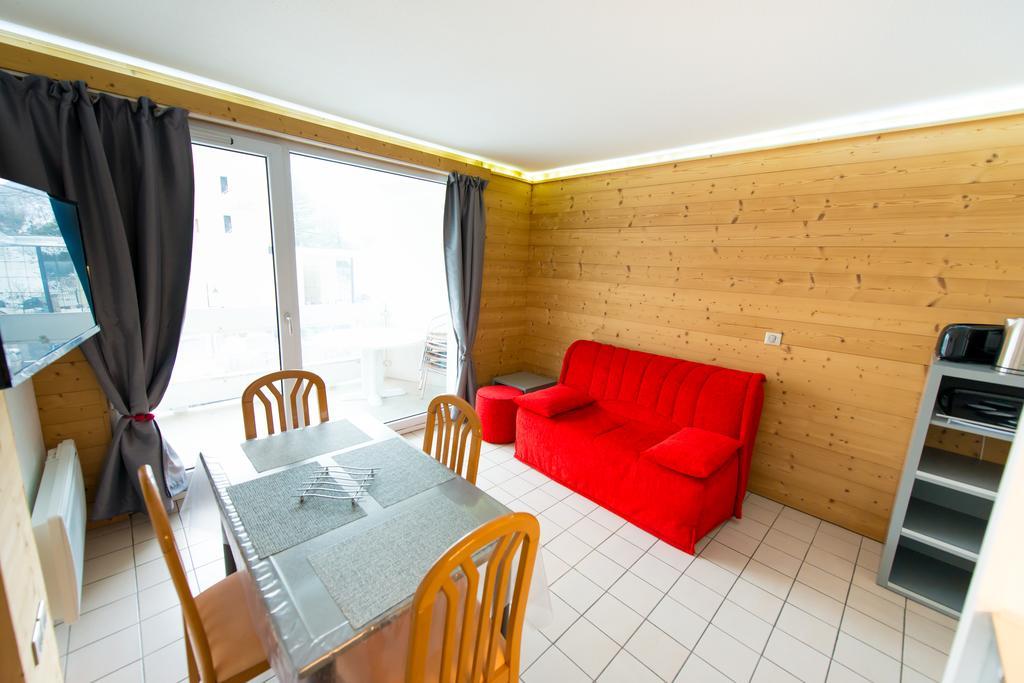 Résidence les Silènes Allevard Extérieur photo